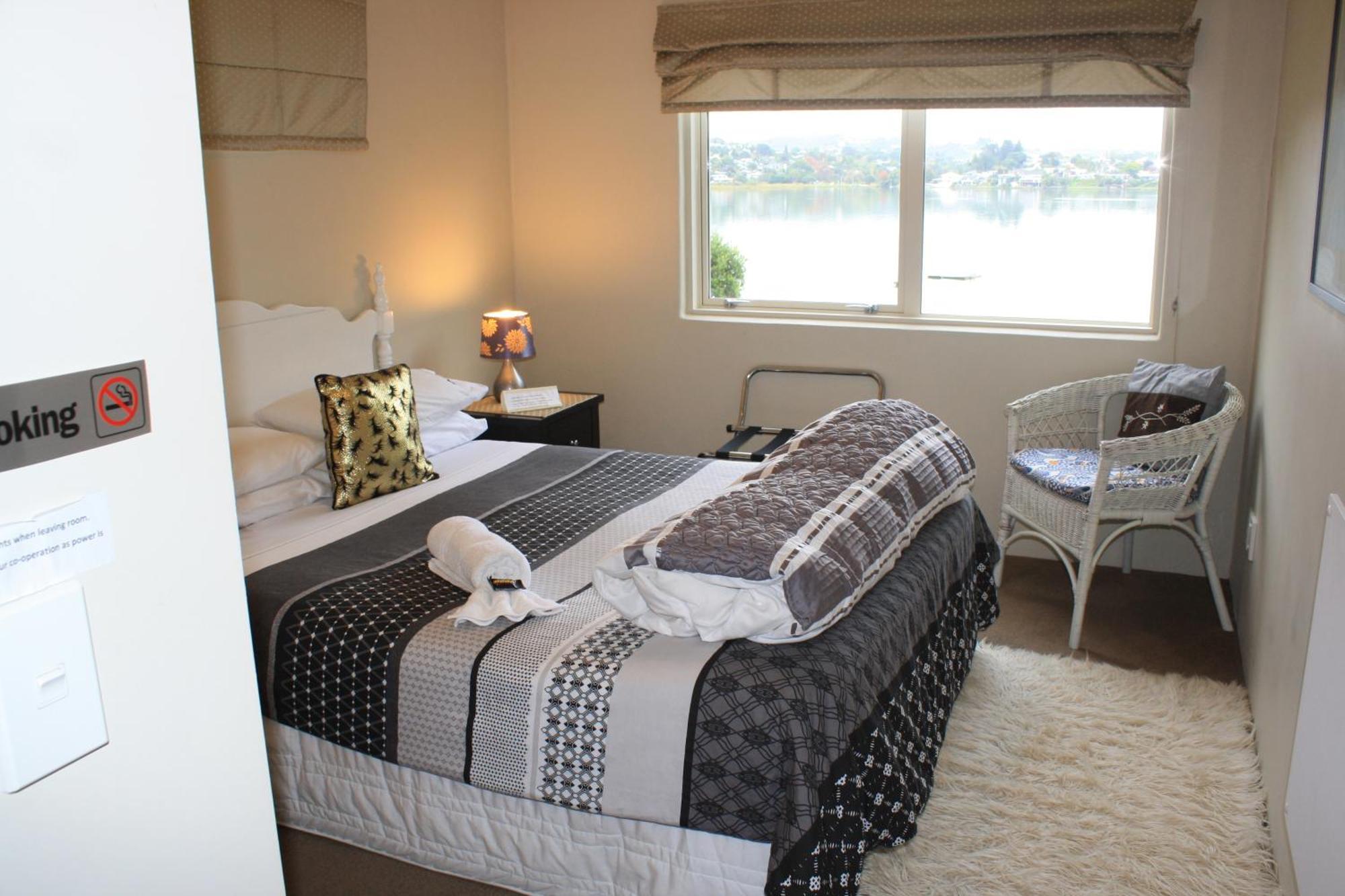 The Beach House Bed And Breakfast Maungatapu Extérieur photo